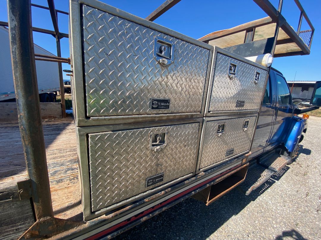 2003 CHEVROLET C5500 - Image 21